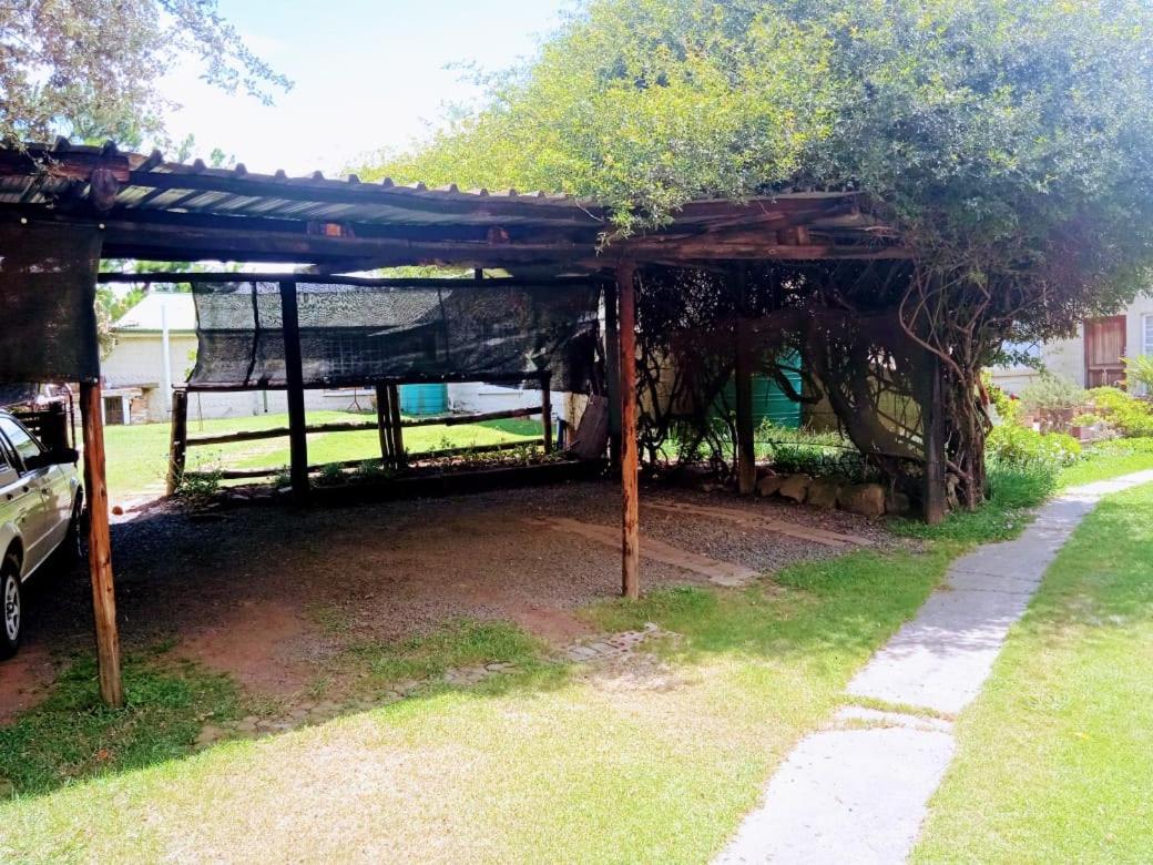 Rheola'S Guest Cottage Harrismith Exterior foto